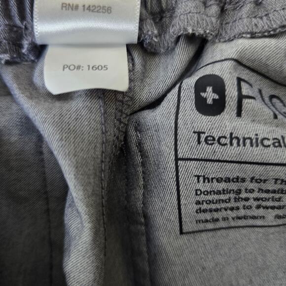 FIGS Yola Skinny Scrub Pants in Graphite Gray - XS - Picture 8 of 8